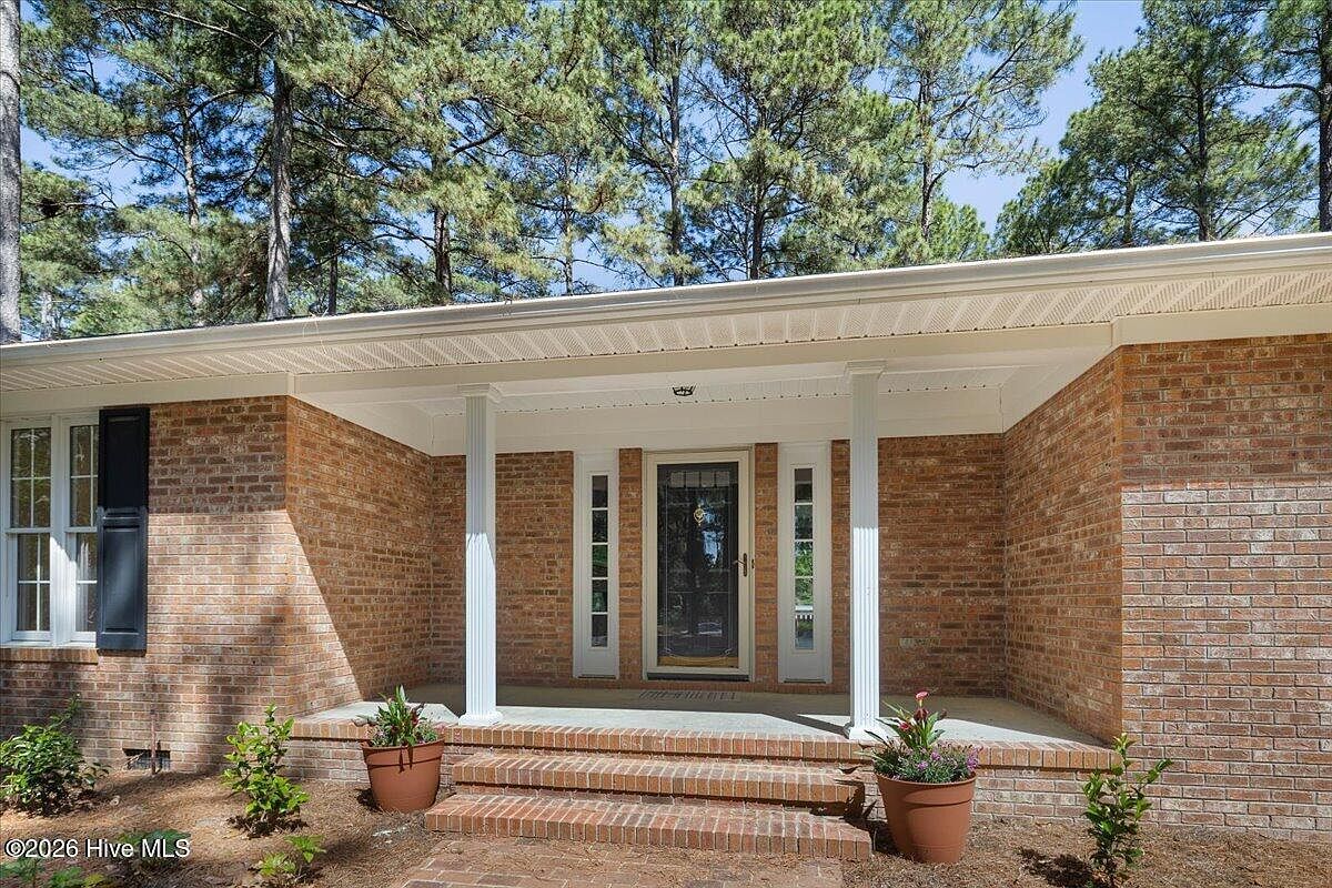 30 Birdie Dr Whispering Pines, NC 28327 - Thumbnail 3