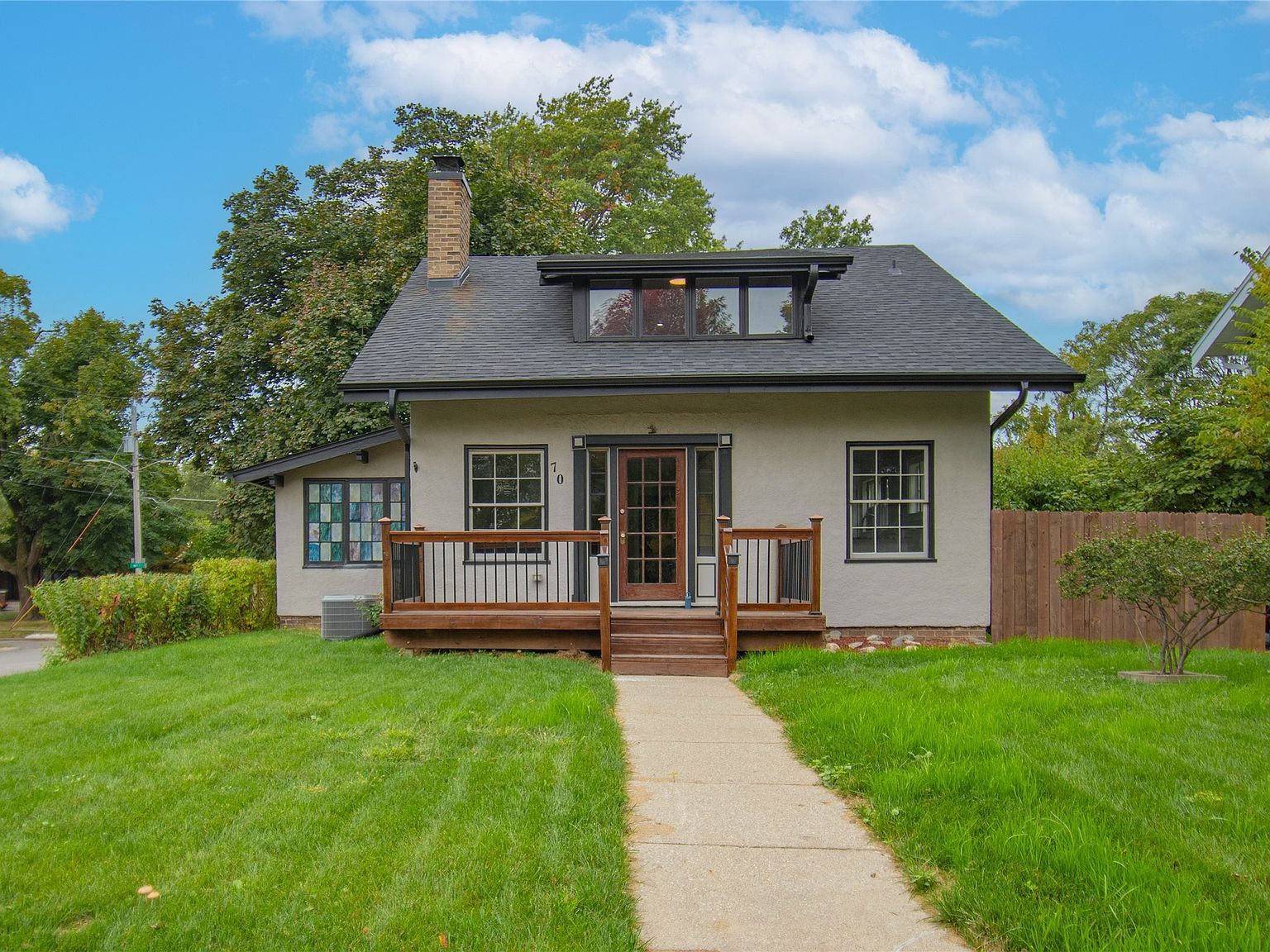 702 45th Pl Des Moines, IA 50312 - Thumbnail 3