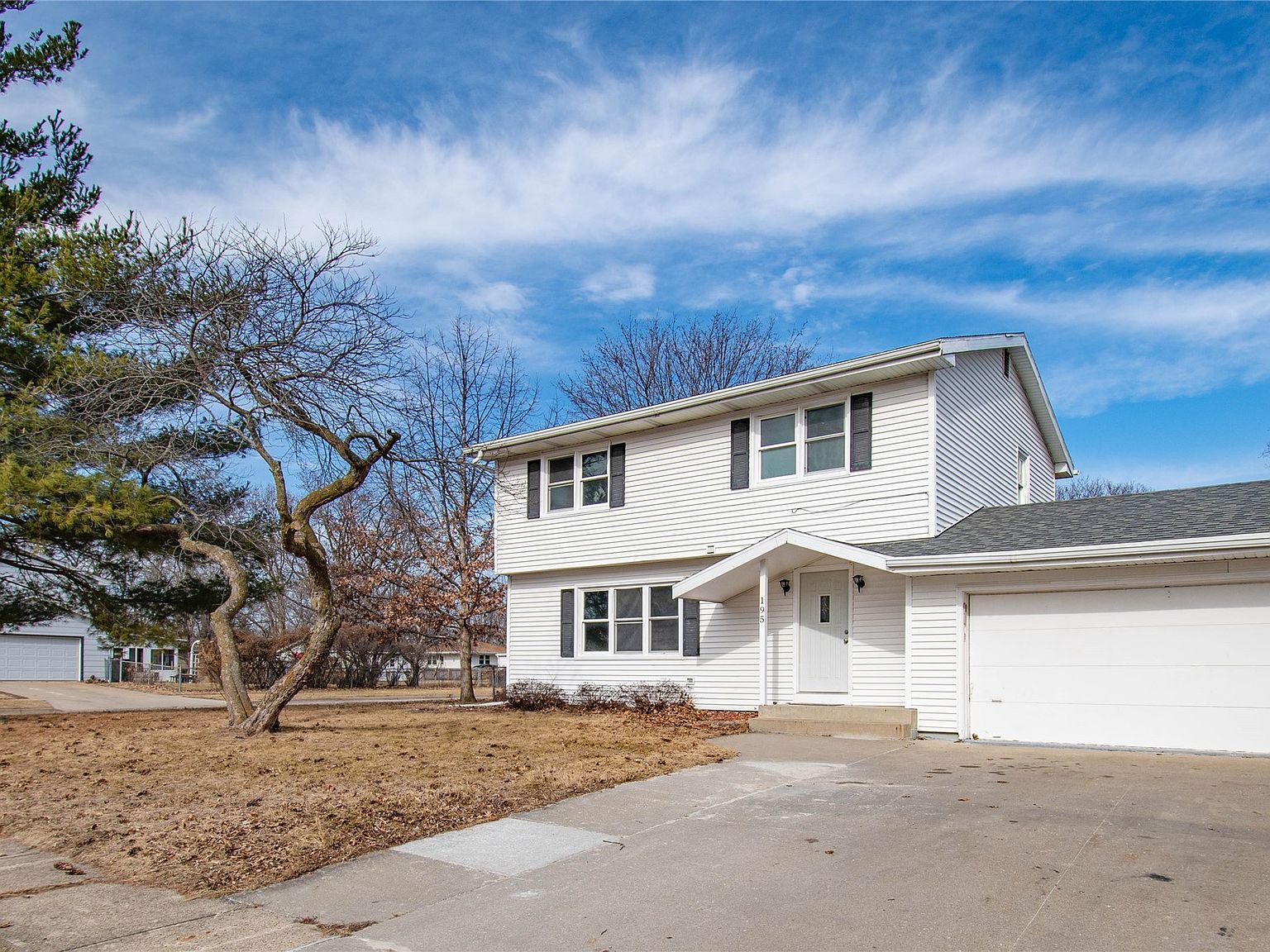 195 Gray Ave Waukee, IA 50263 - Thumbnail 3
