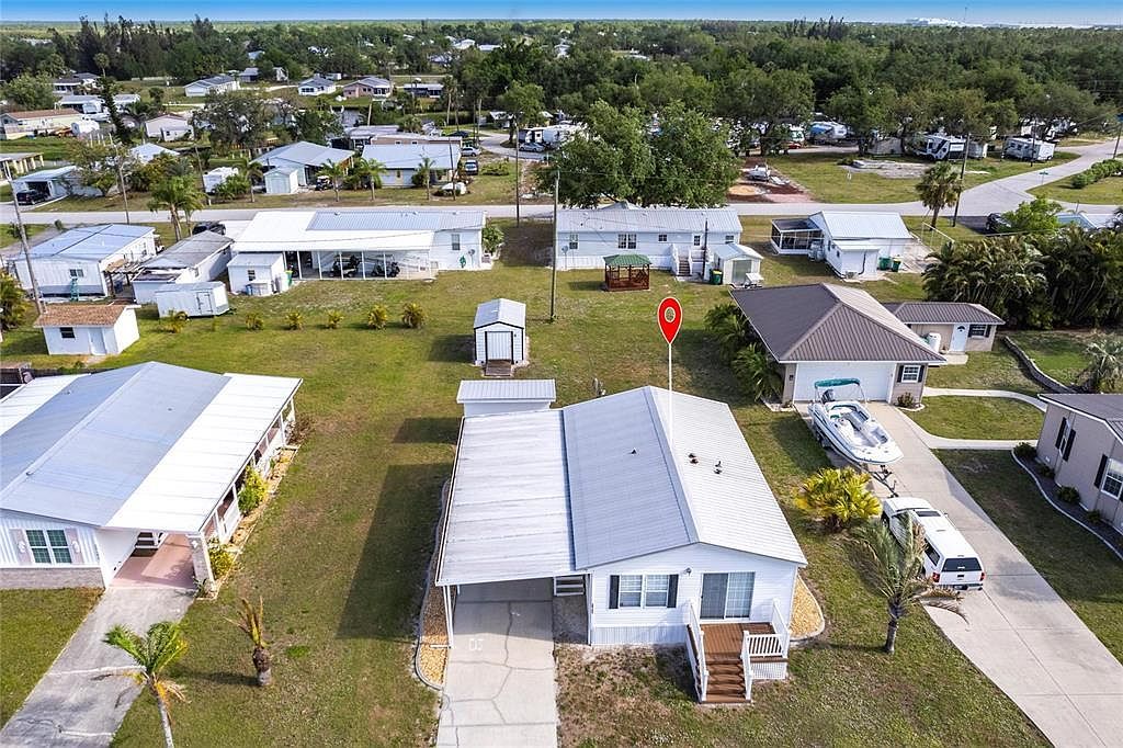 29192 Crawford Ave Punta Gorda, FL 33982 - Thumbnail 3