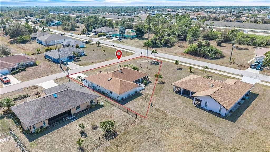 1726 Blue Lake Cir Punta Gorda, FL 33983 - Thumbnail 3