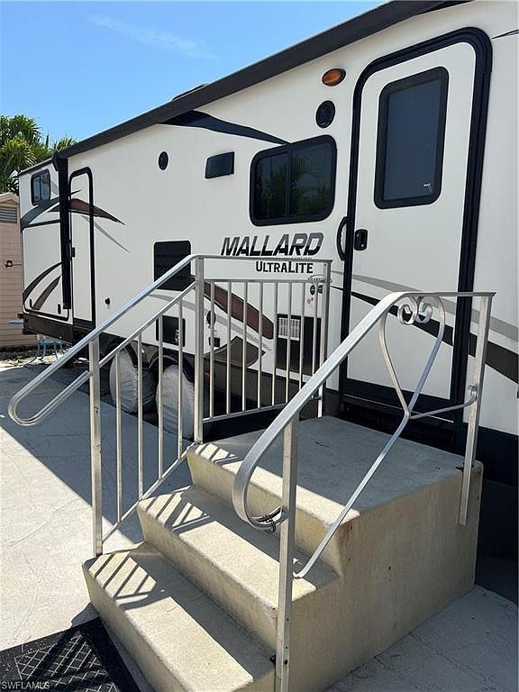 5509 Black Pug Dr Fort Myers, FL 33908 - Thumbnail 3