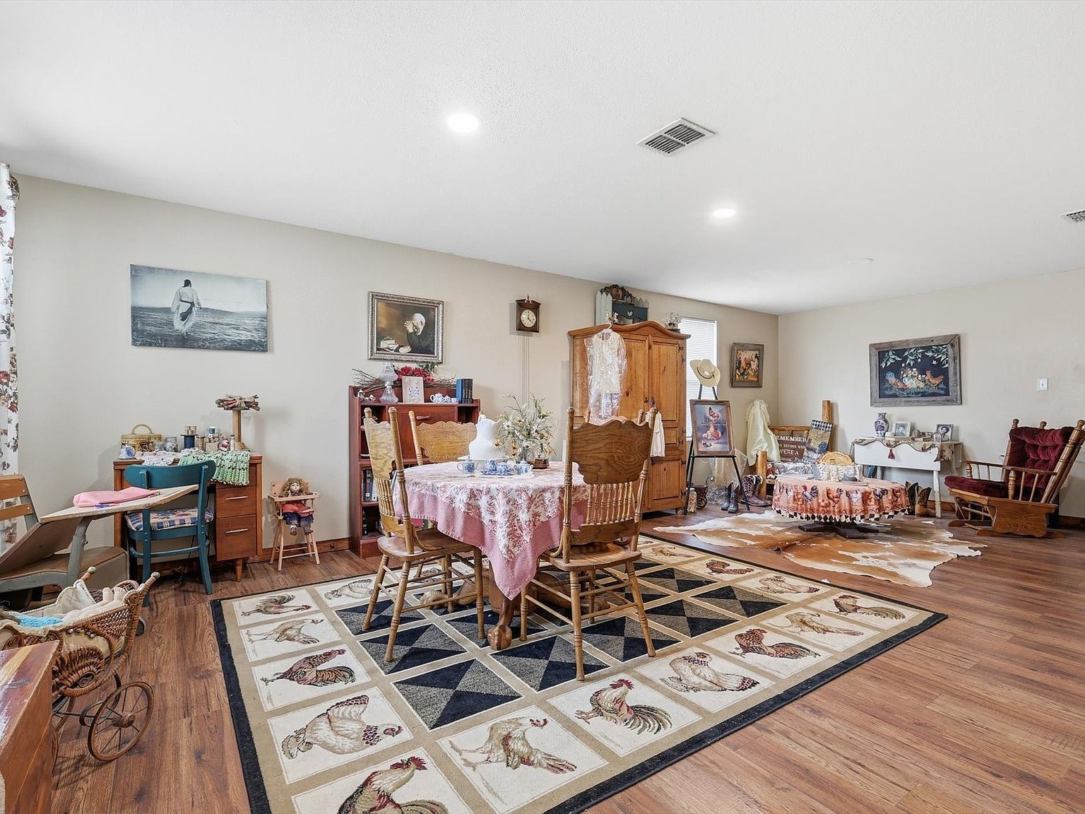1633 Sierra Meadow Ln Justin, TX 76247 - Thumbnail 3