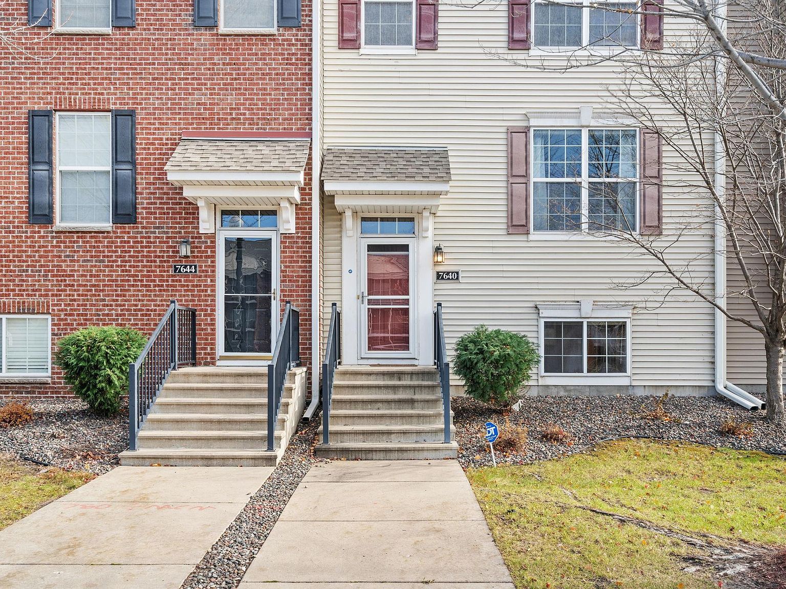 7640 Zane Ave N Brooklyn Park, MN 55443 - Thumbnail 3