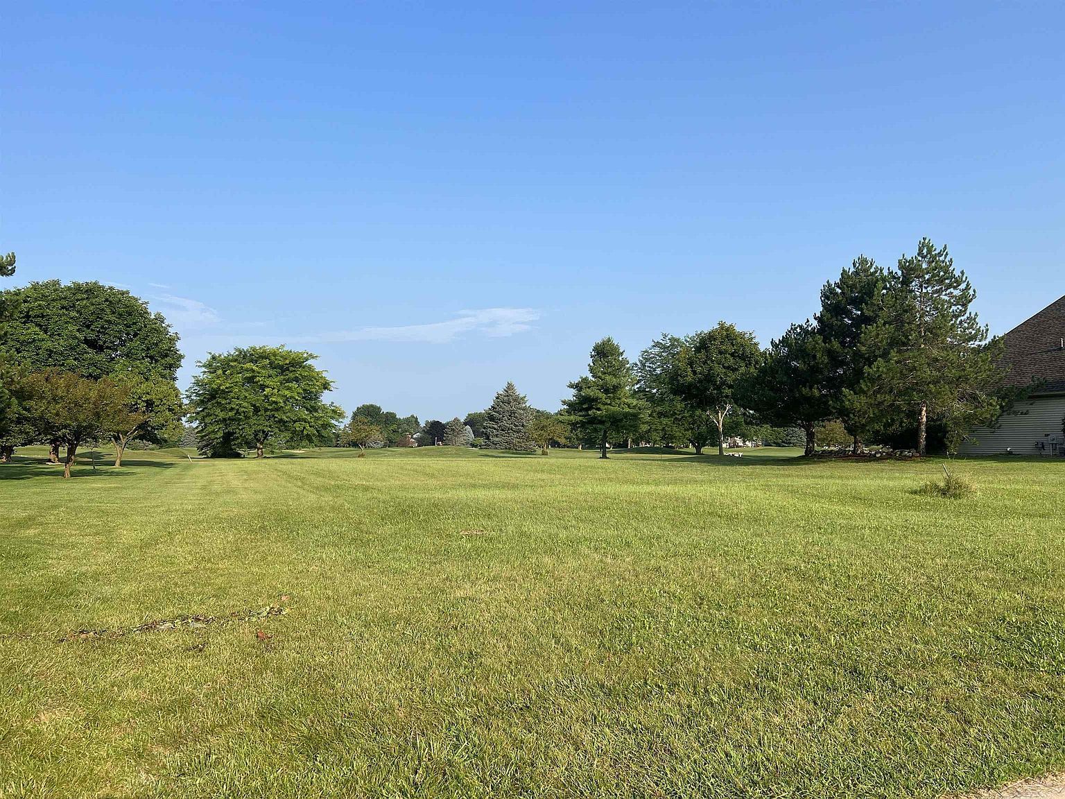 11 Blue Heron Dr Saginaw, MI 48609 - Thumbnail 3