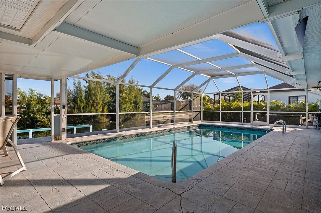 1229 SW 24th St Cape Coral, FL 33991 - Thumbnail 3