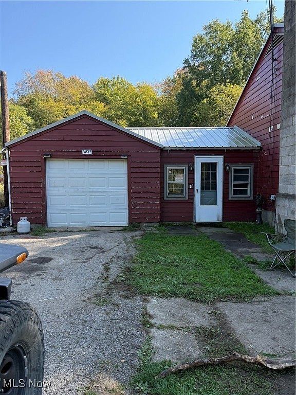 2302 Walter Main Rd Geneva, OH 44041 - Thumbnail 3