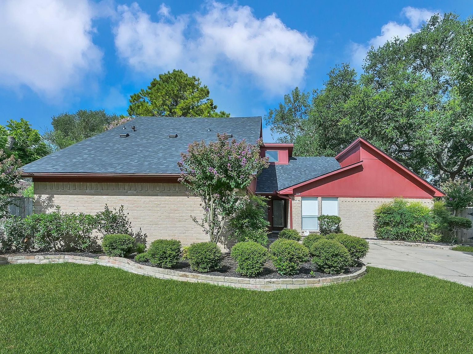 6614 Vialinda Dr Houston, TX 77083 - Thumbnail 3