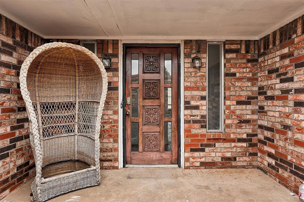 11712 N Shartel Ave Oklahoma City, OK 73114 - Thumbnail 3