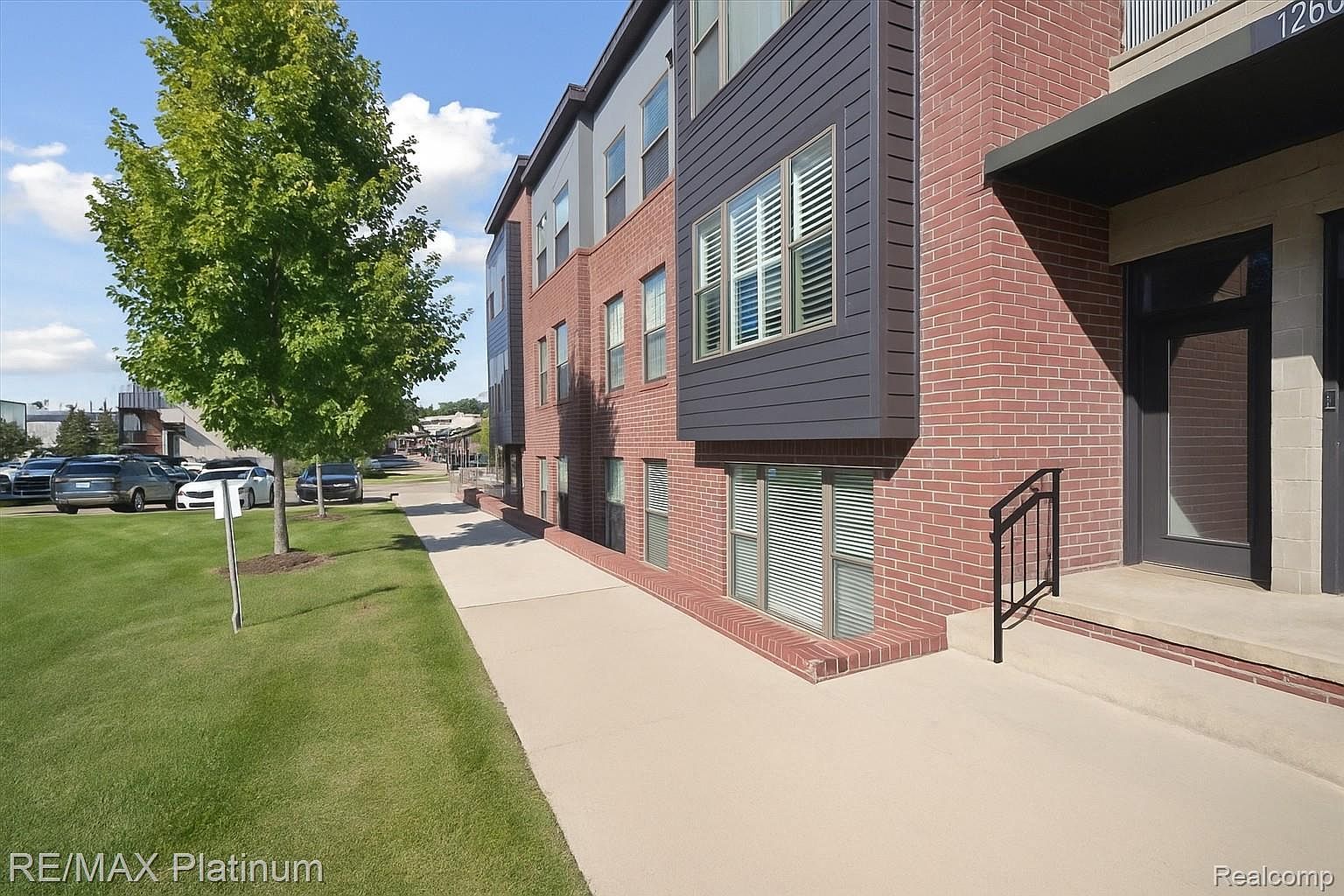 1260 Diamond Ct #A Royal Oak, MI 48067 - Thumbnail 3