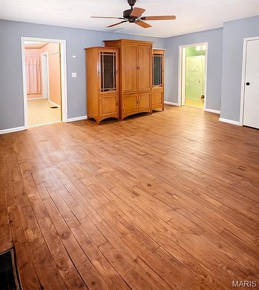 122 E Beach St Litchfield, IL 62056 - Thumbnail 3