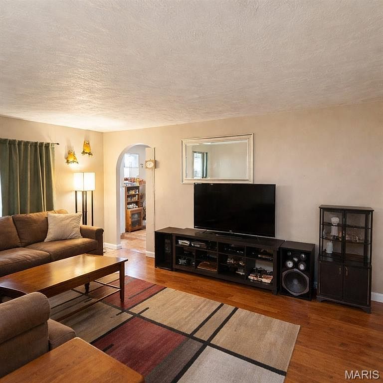 669 Cherry St East Alton, IL 62024 - Thumbnail 3