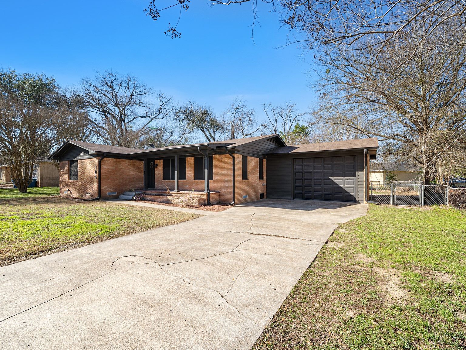 104 Joe Prince Dr Athens, TX 75751 - Thumbnail 3