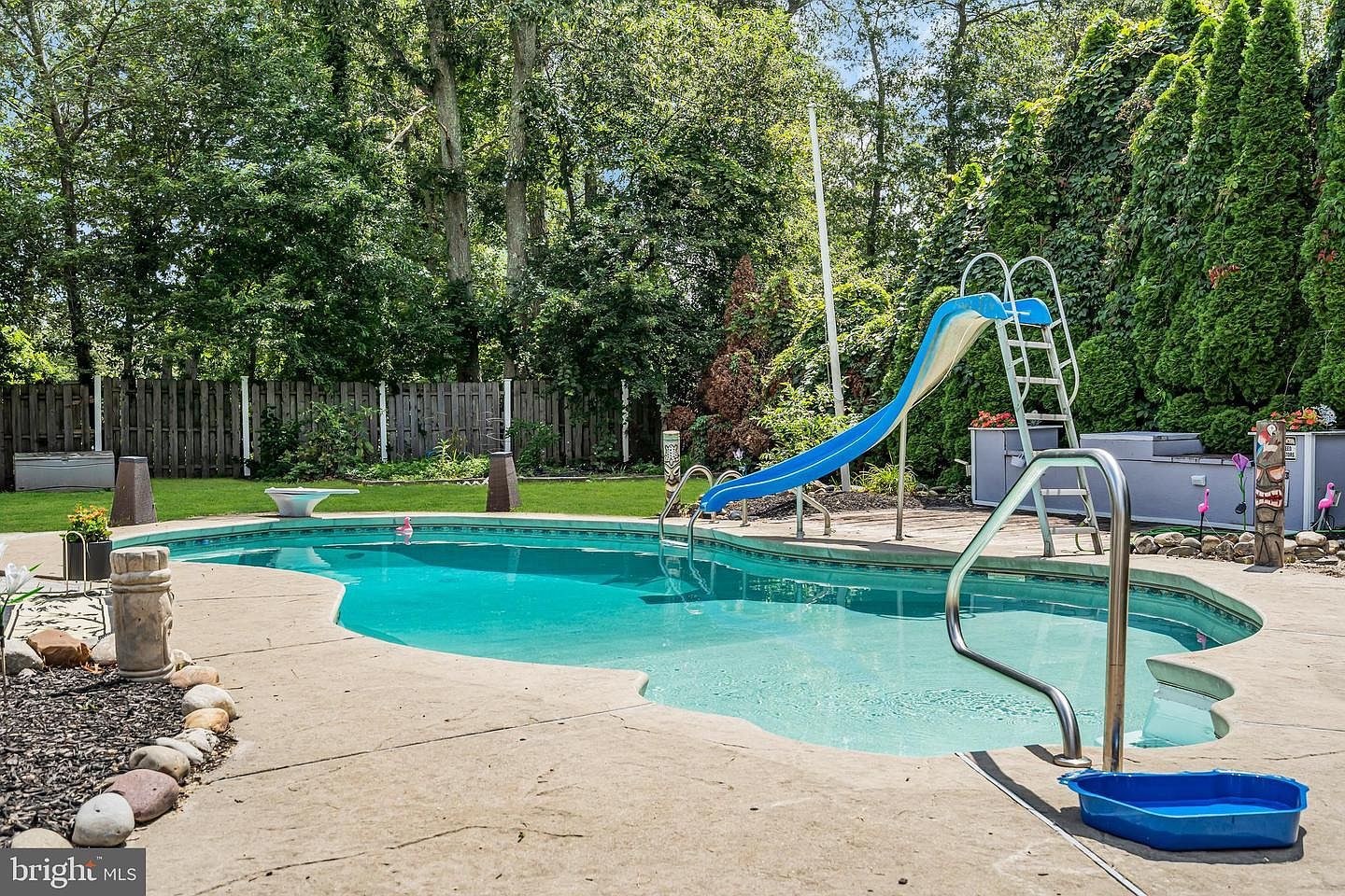 110 4th Ave Tuckerton, NJ 08087 - Thumbnail 3