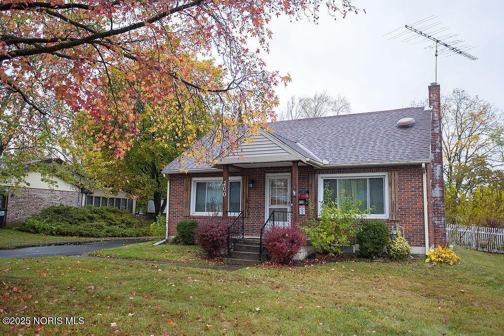 200 E Edgar Ave Findlay, OH 45840 - Thumbnail 3