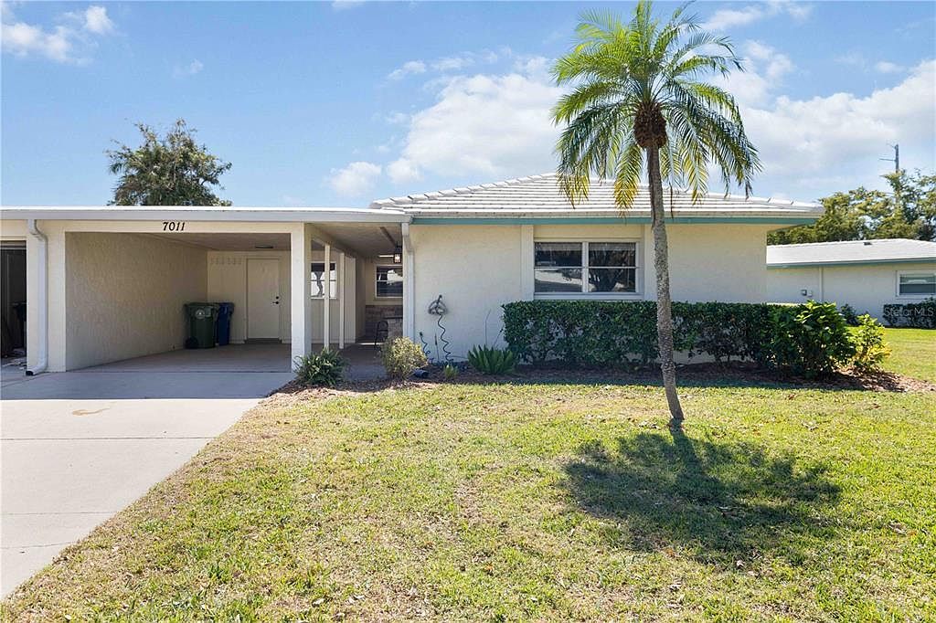 7011 9th Ave W Bradenton, FL 34209 - Thumbnail 3