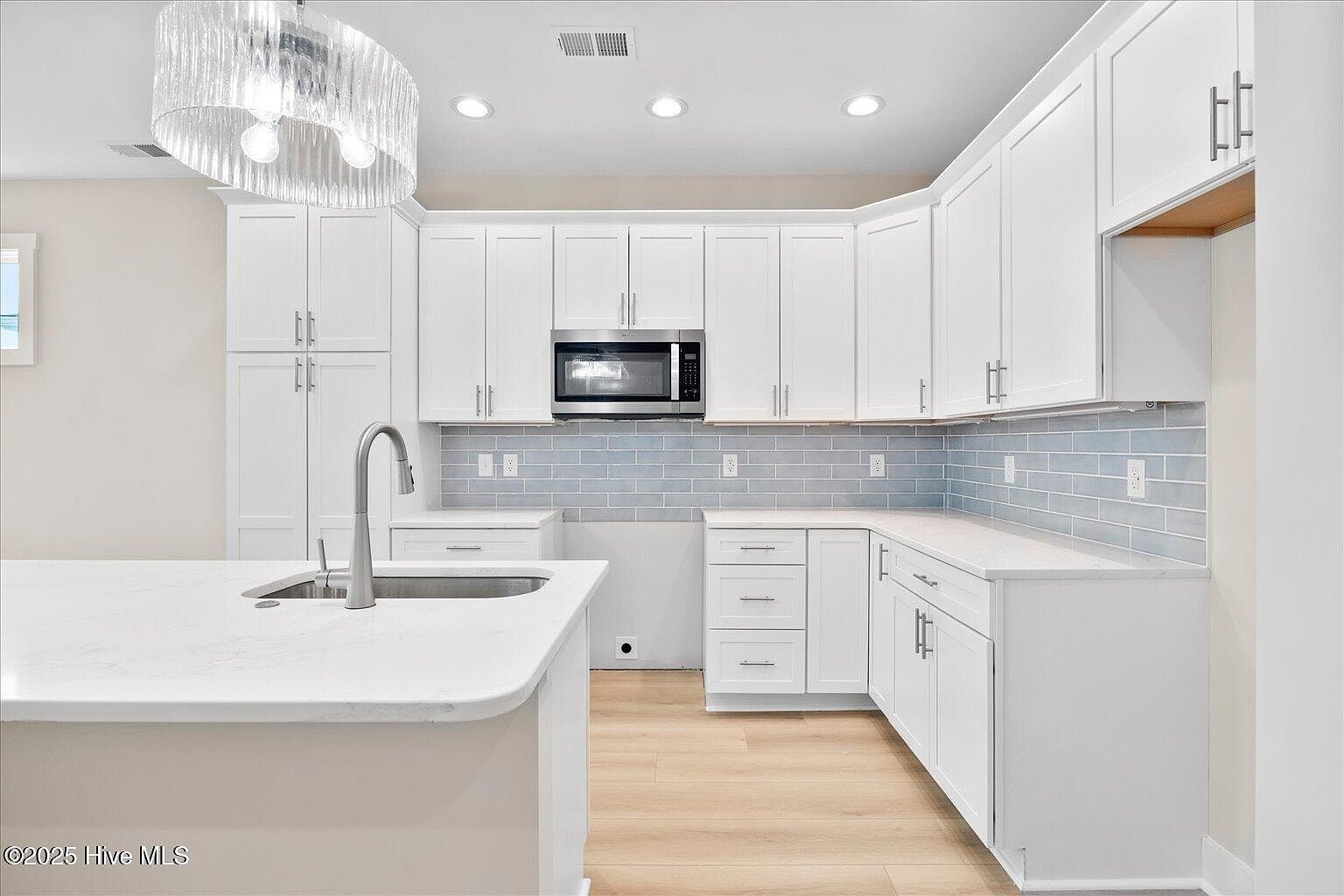 824 Kenneth Ave #1 Carolina Beach, NC 28428 - Thumbnail 3