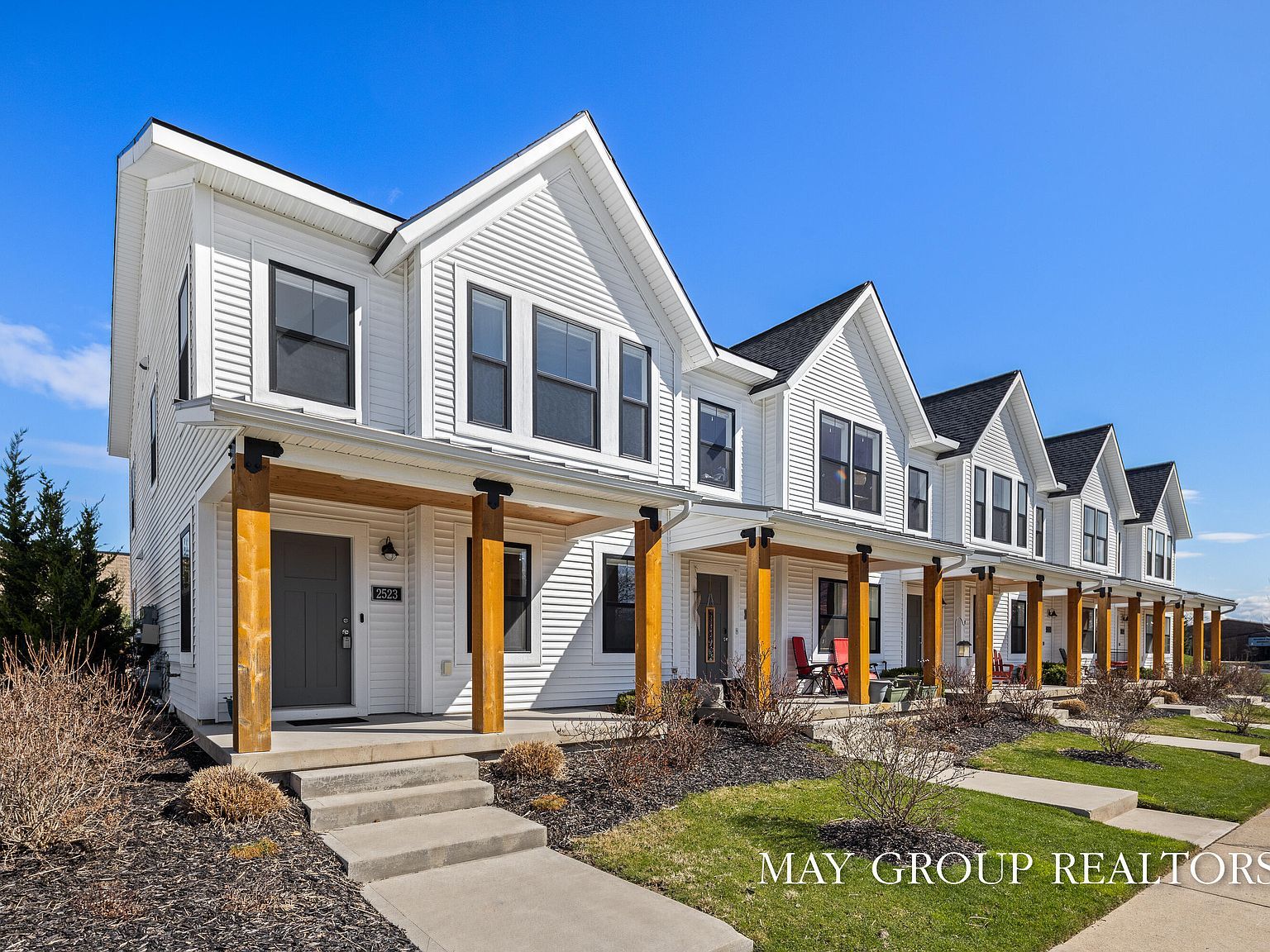 2523 Inverness Rd Grand Rapids, MI 49546 - Thumbnail 3