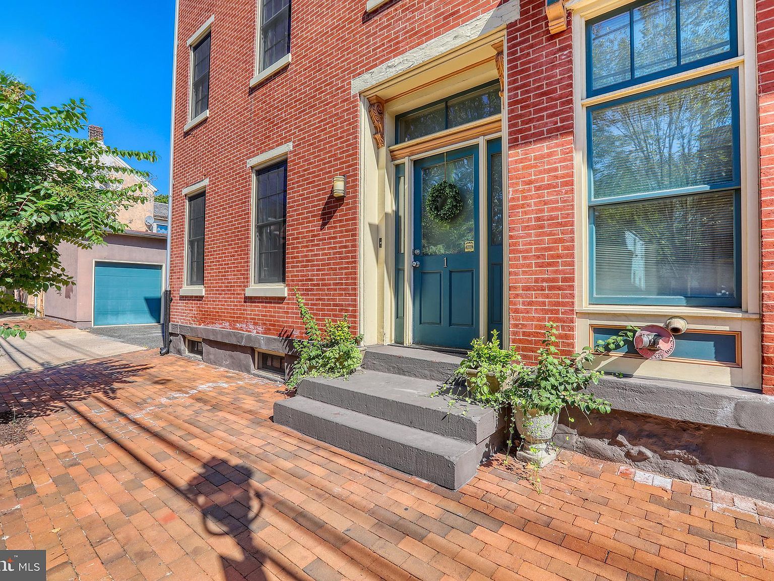 242 Centre St UNIT 1 Trenton, NJ 08611 - Thumbnail 3