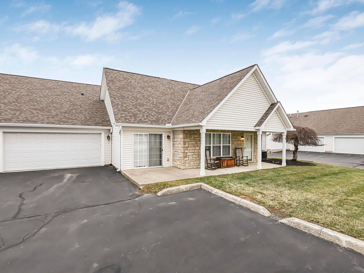 7904 Meadowlark Ln S Reynoldsburg, OH 43068 - Thumbnail 3