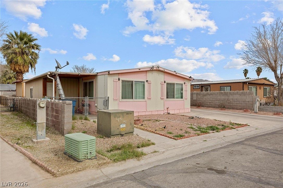 3802 Pecan Ln Las Vegas, NV 89115 - Thumbnail 3