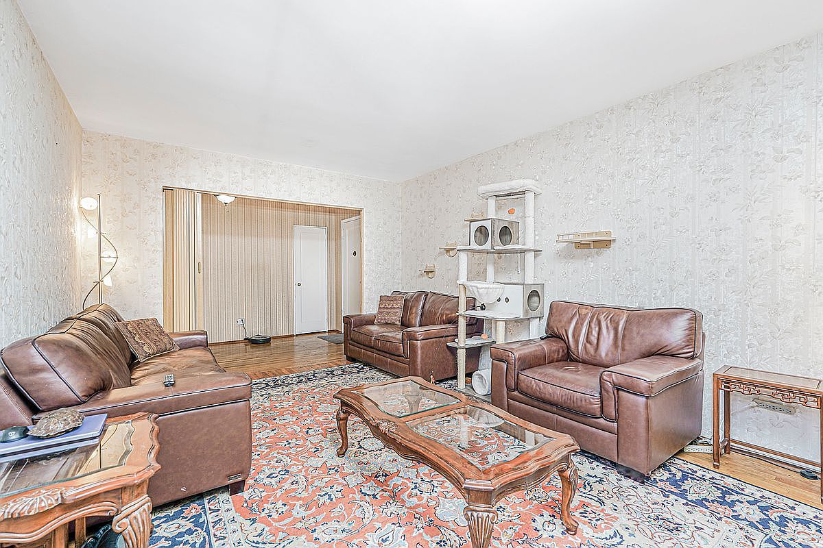 2140 Knapp St APT 4D Brooklyn, NY 11229 - Thumbnail 3