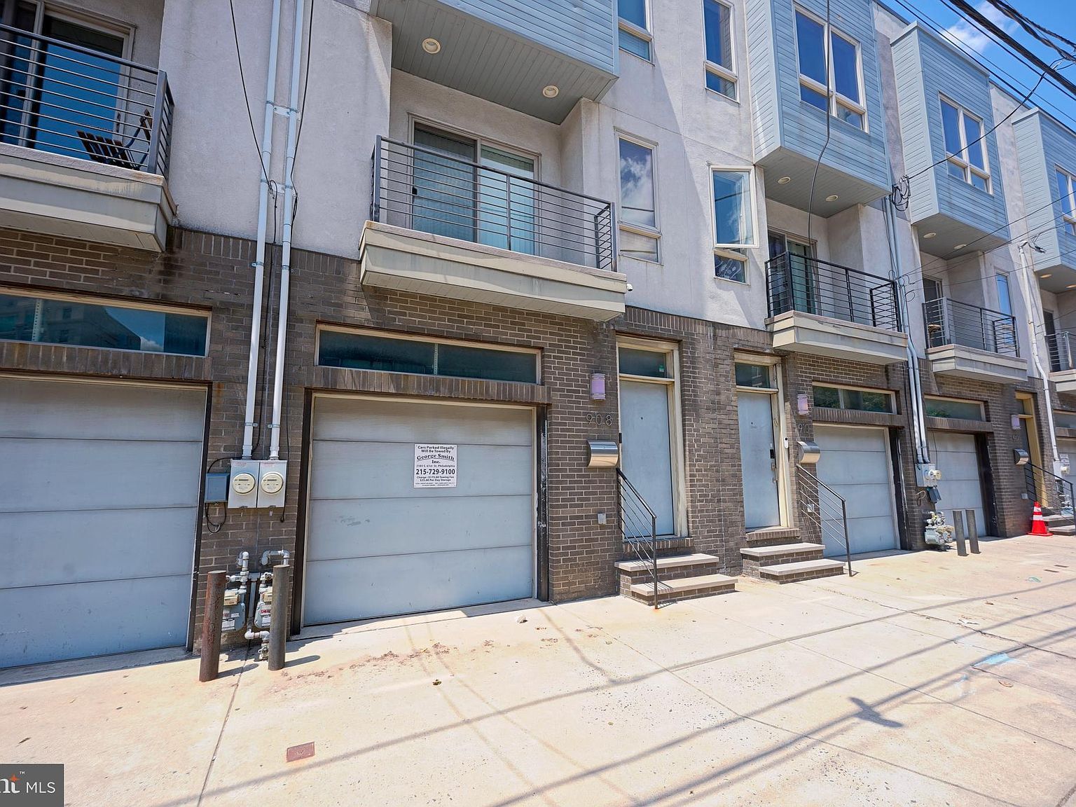 908 N Front St Philadelphia, PA 19123 - Thumbnail 3