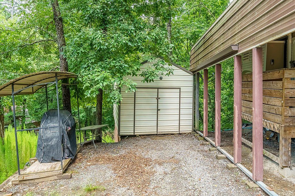 27 7th St Ellijay, GA 30540 - Thumbnail 3