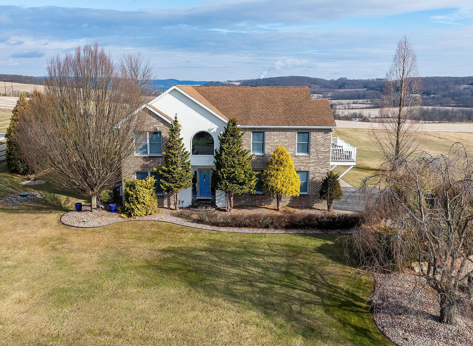 114 Old Field Dr Bloomsburg, PA 17815 - Thumbnail 3