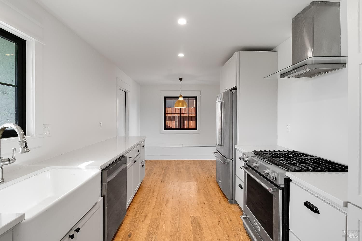 180 Sierra Ave Rio Vista, CA 94571 - Thumbnail 3