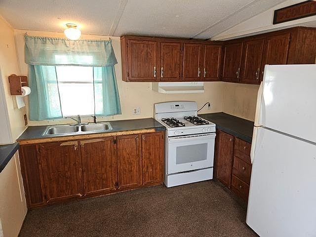 52 Chestnut St Driftwood, PA 15832 - Thumbnail 3