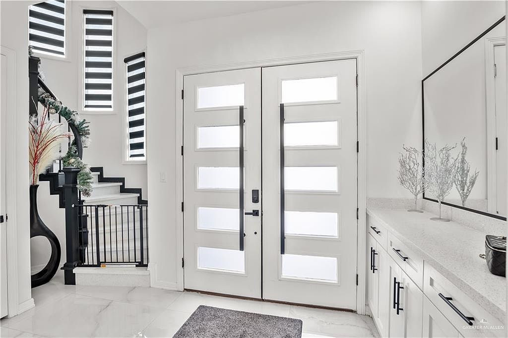 1301 Fairway Dr Weslaco, TX 78599 - Thumbnail 3