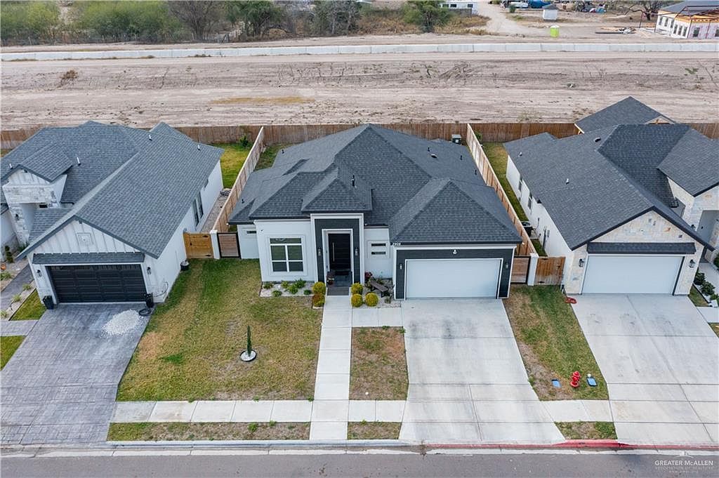 3905 Red Lantana St Mission, TX 78573 - Thumbnail 3