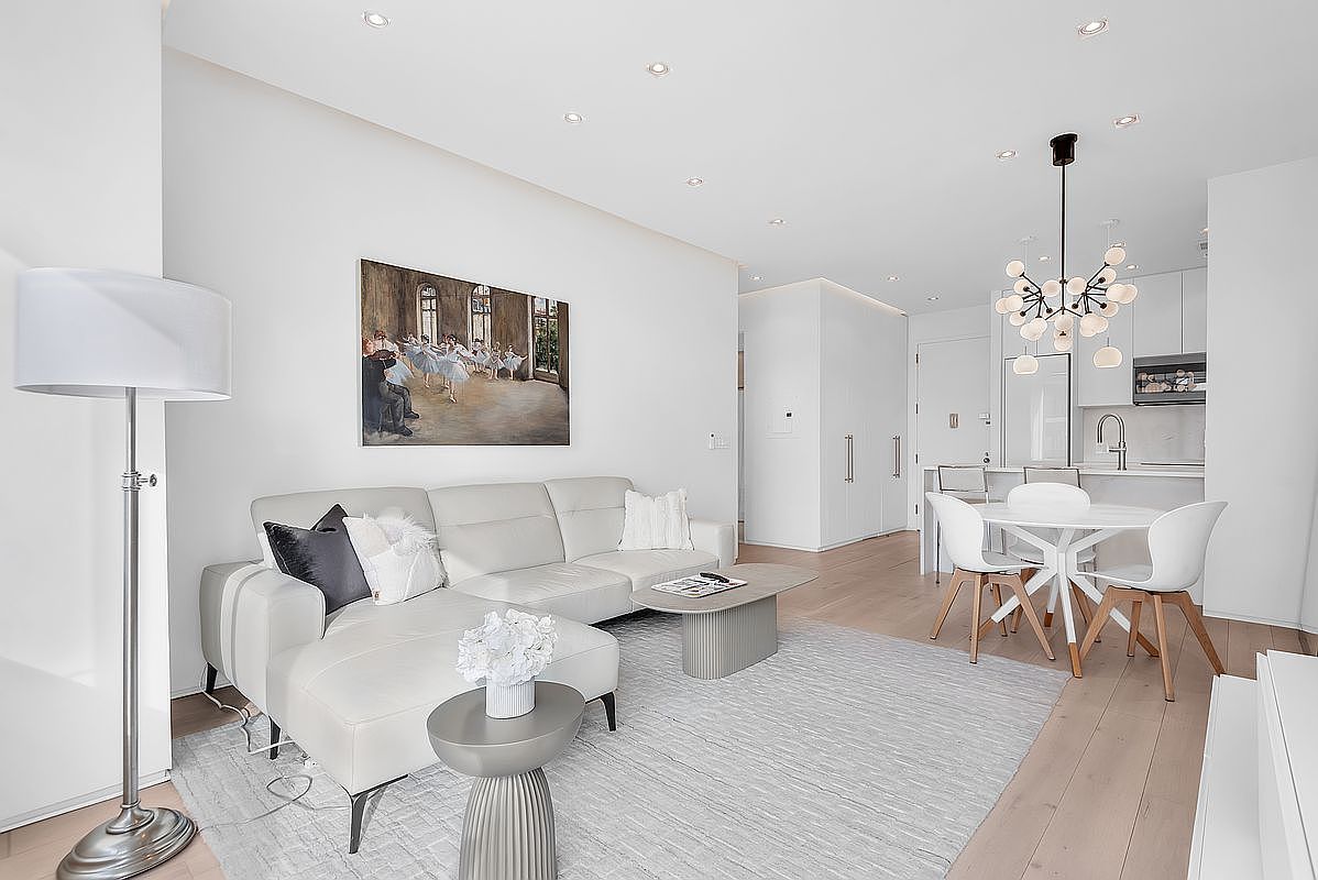 215 W 95th St New York, NY 10025 - Thumbnail 3