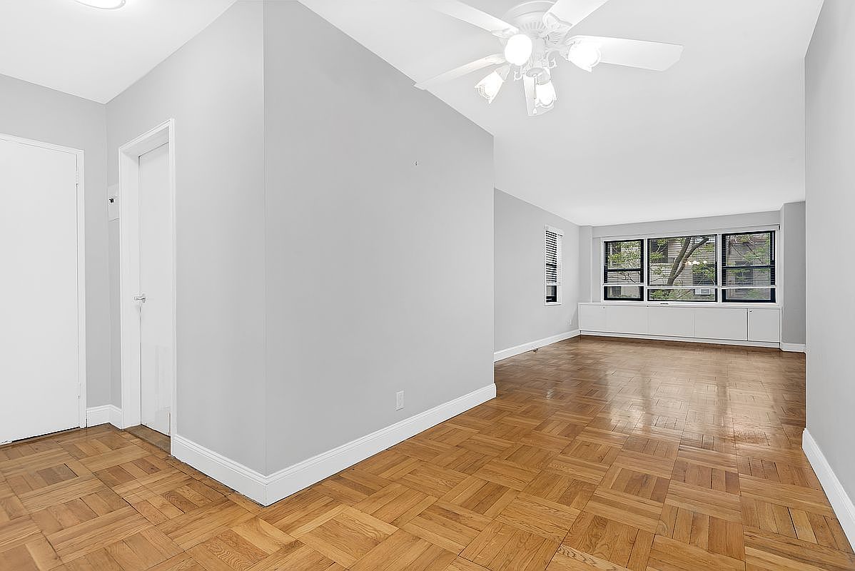 345 E 52nd St APT 4J New York, NY 10022 - Thumbnail 3