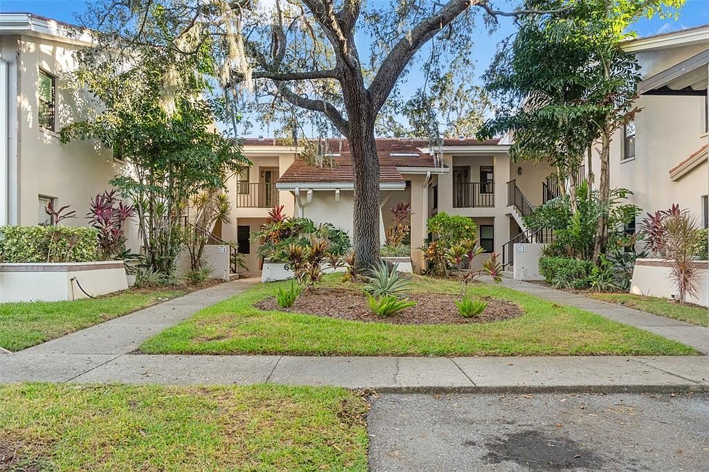 300 S Florida Ave APT 600F Tarpon Springs, FL 34689 - Thumbnail 3