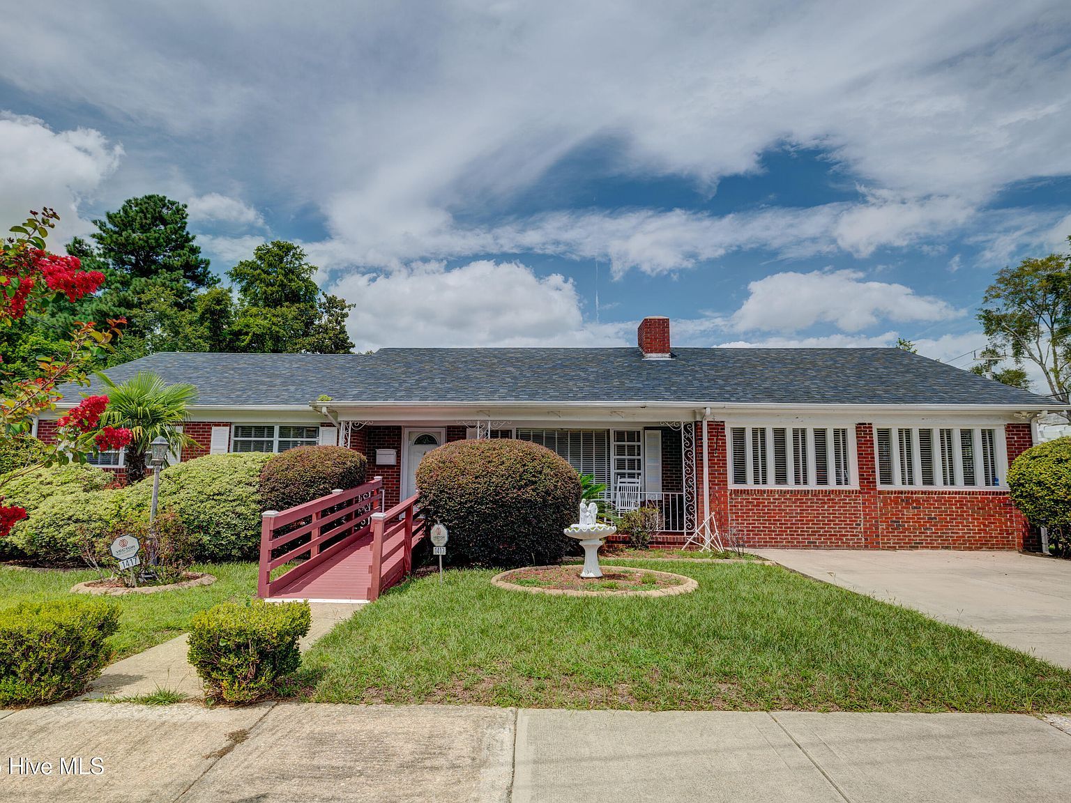 1417 Queen St Wilmington, NC 28401 - Thumbnail 3