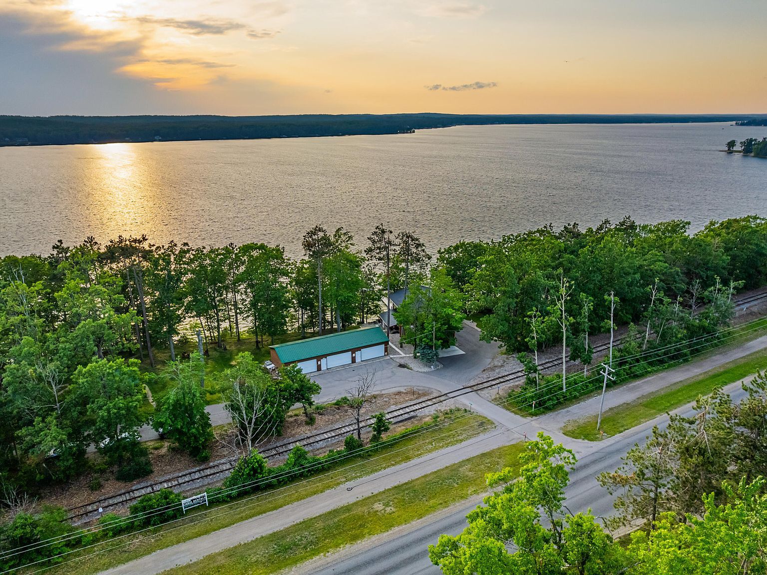 6558 Old 27 S Gaylord, MI 49735 - Thumbnail 3