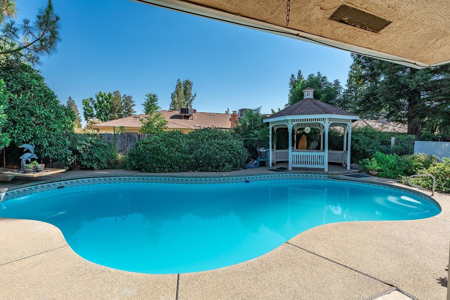 1547 E Fallbrook Ave Fresno, CA 93720 - Thumbnail 3