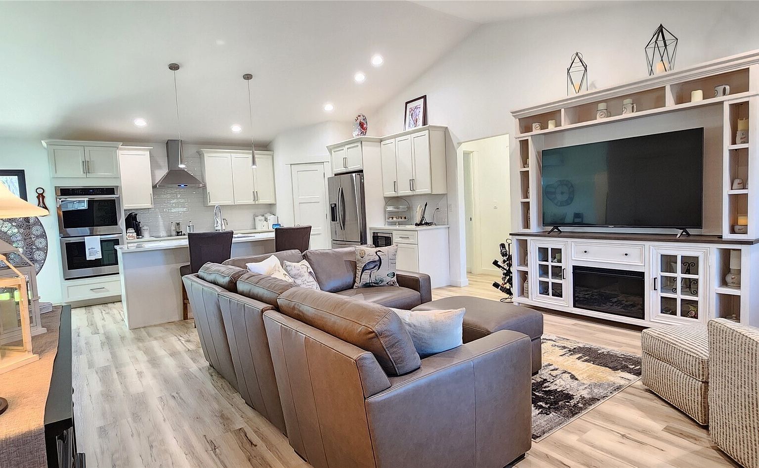 160 E Country Club Dr N Union, WA 98592 - Thumbnail 3