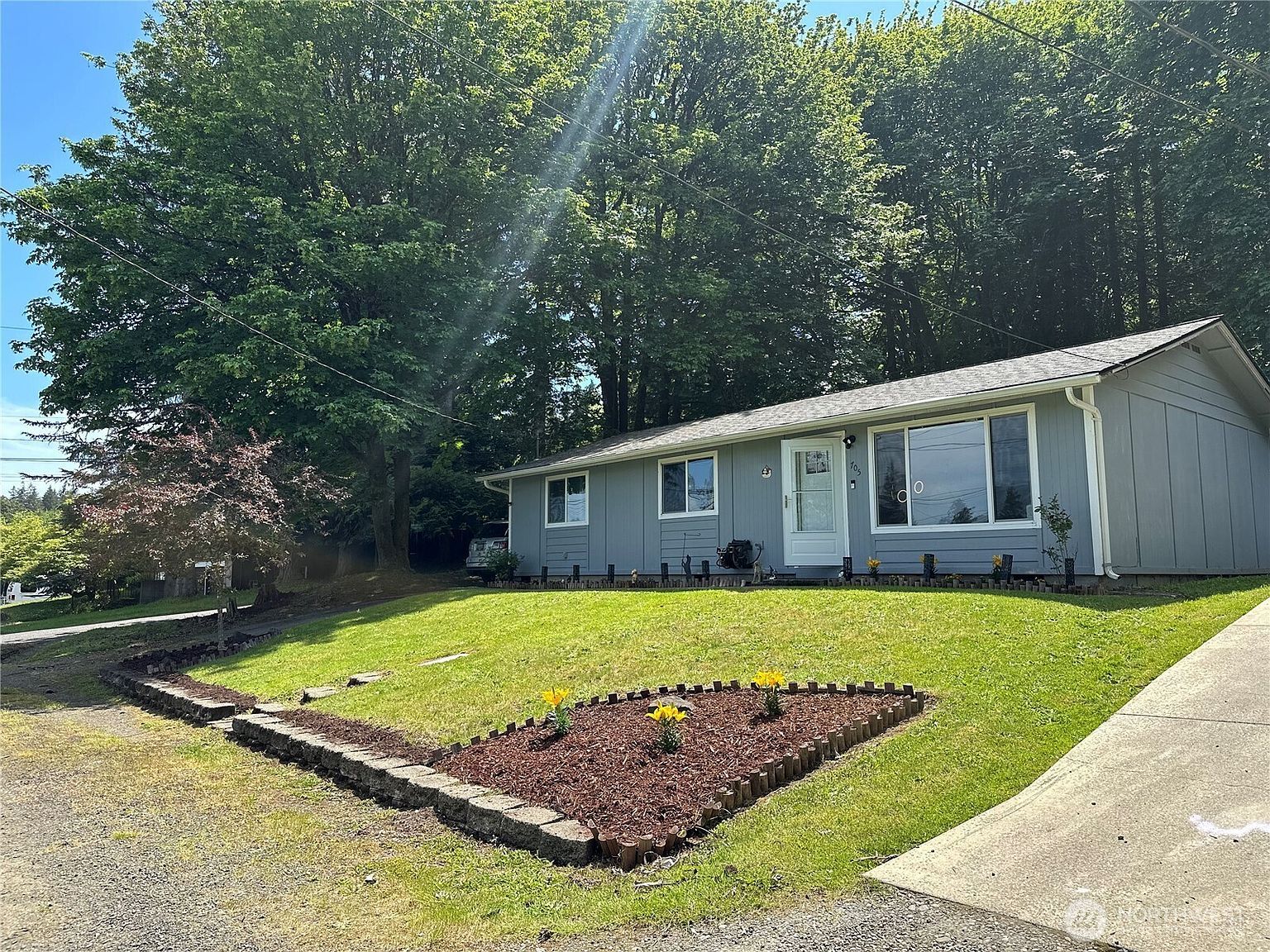 705 Grandview Ave Shelton, WA 98584 - Thumbnail 3