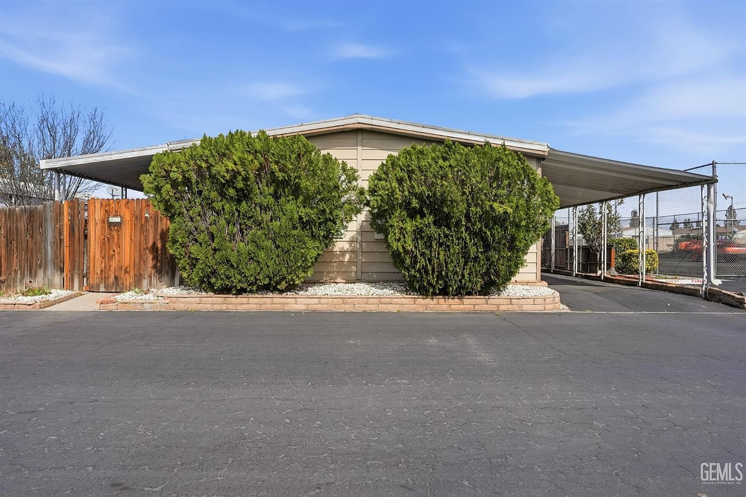 3535 Stine Rd Space 97 Bakersfield, CA 93309 - Thumbnail 3