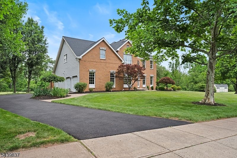 18 Montfort Dr Montgomery, NJ 08502 - Thumbnail 3
