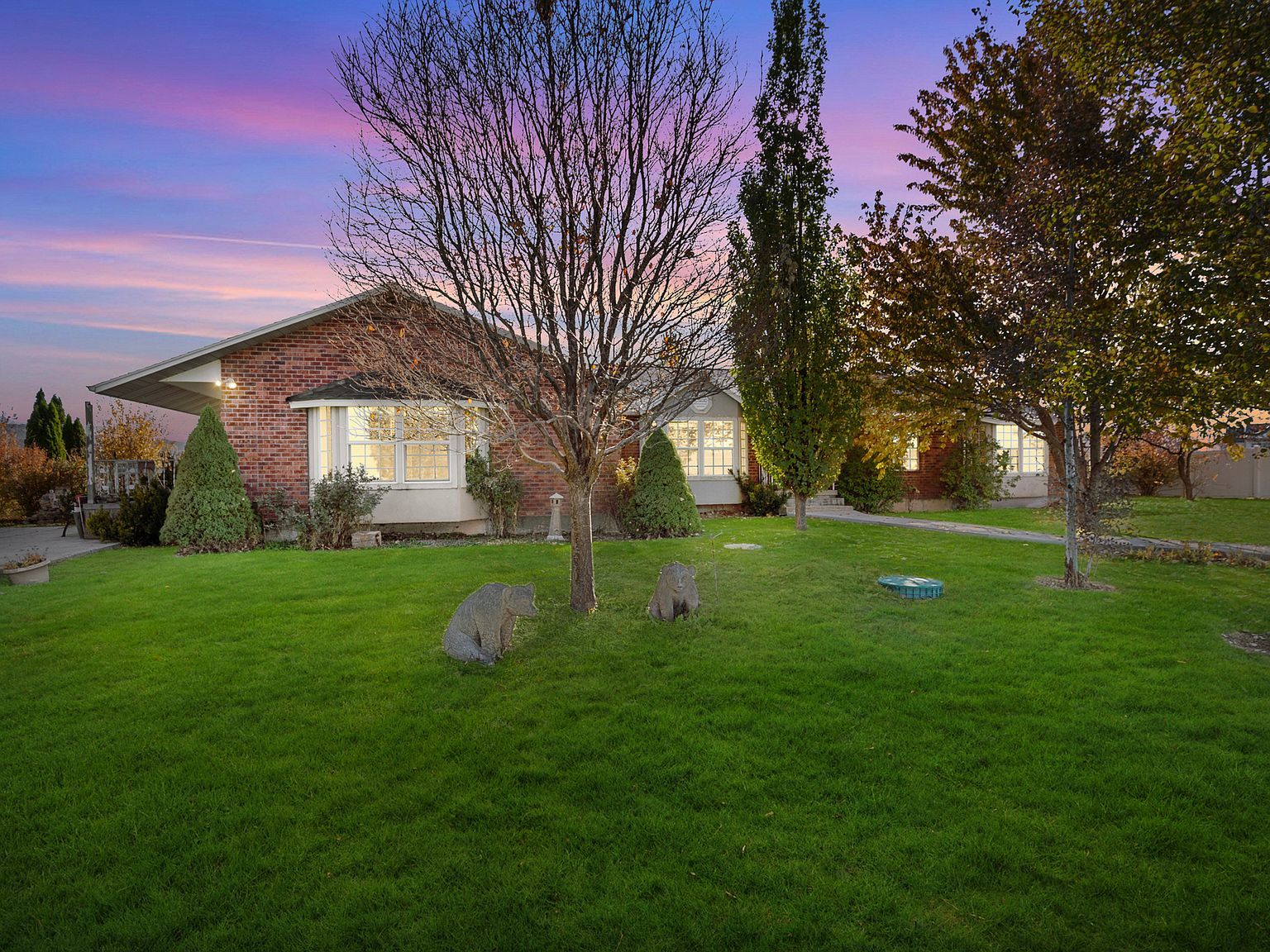 956 N Main St Genola, UT 84655 - Thumbnail 3