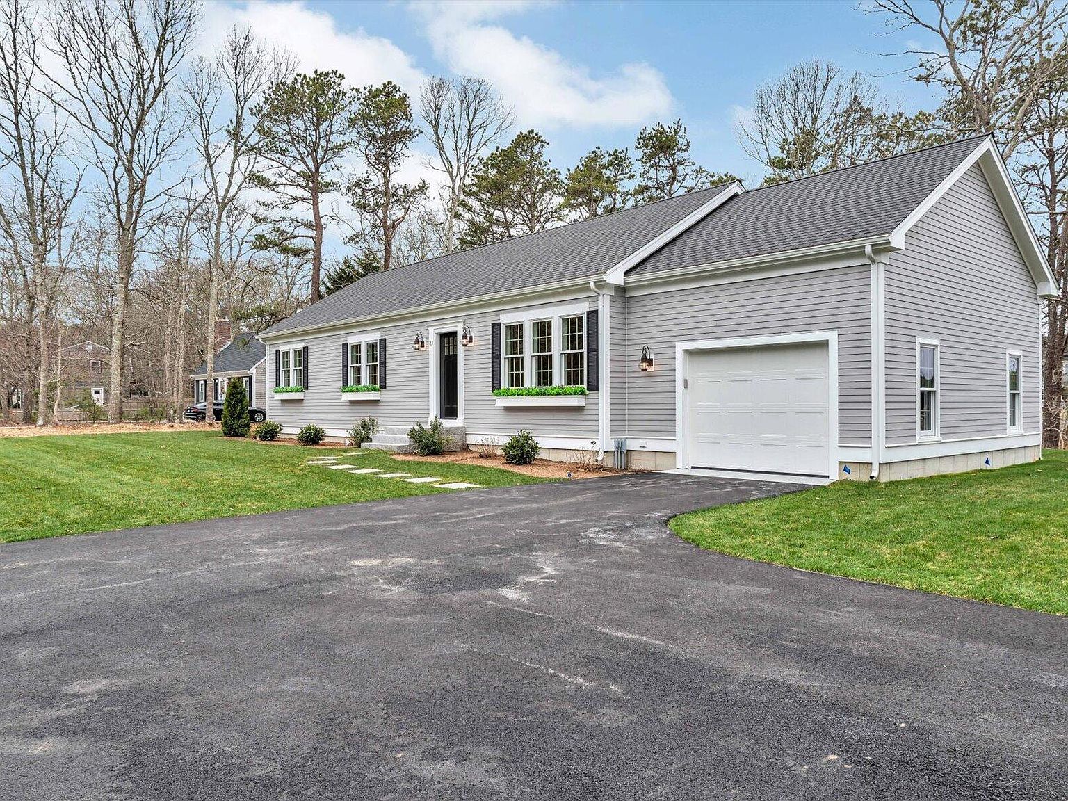 83 Airline Rd East Dennis, MA 02641 - Thumbnail 3