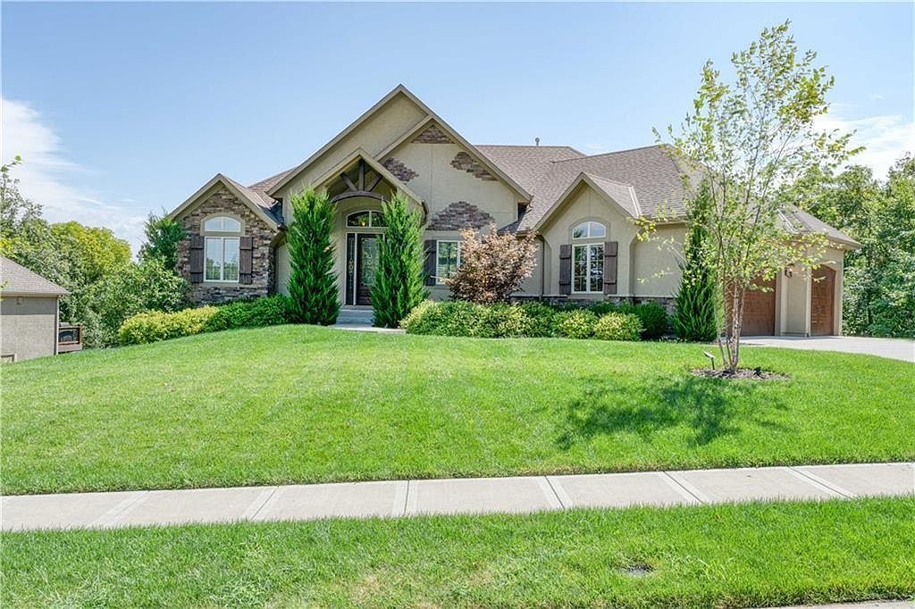 6901 N Norton Ave Kansas City, MO 64119 - Thumbnail 3