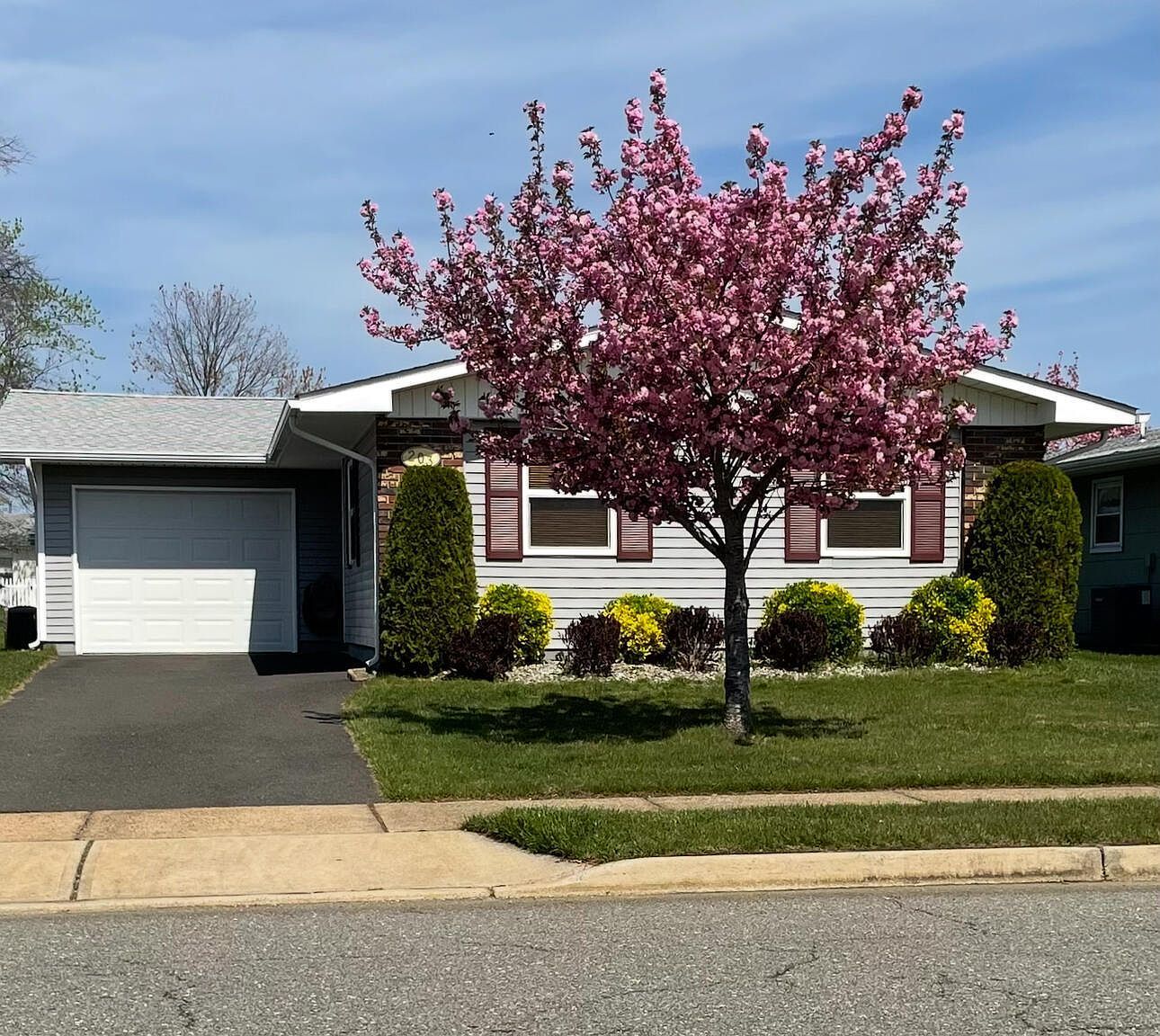 203 Blake Cir Brick, NJ 08724 - Thumbnail 3