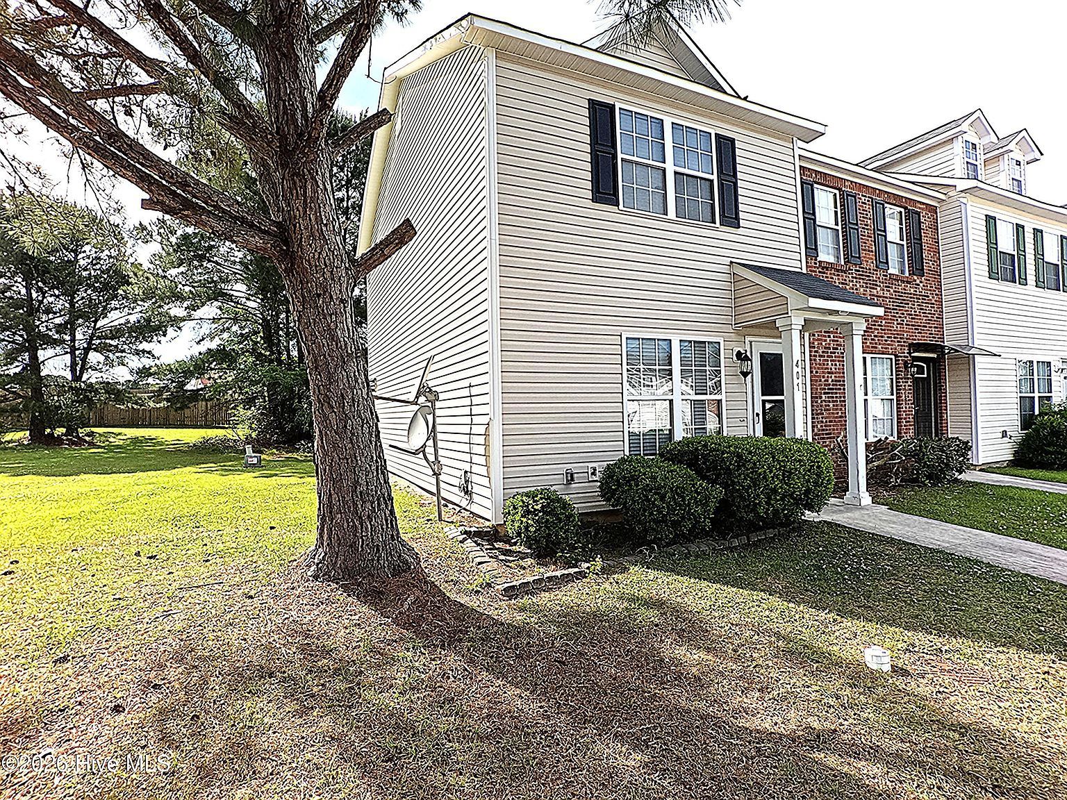401 Timberlake Trl Jacksonville, NC 28546 - Thumbnail 3