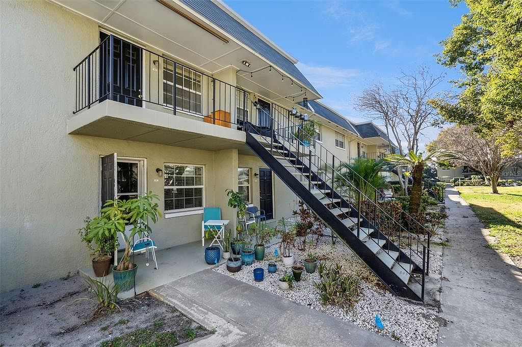 525 Conway Rd APT 59 Orlando, FL 32807 - Thumbnail 3