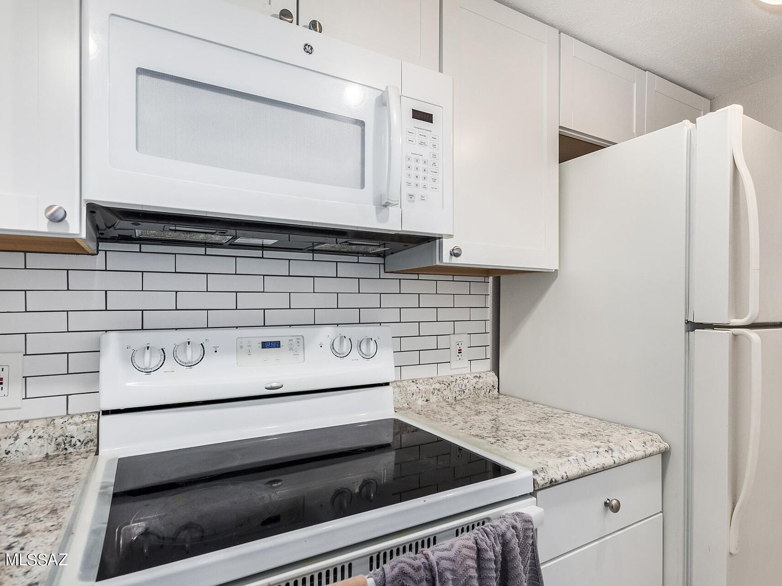 1620 N Wilmot Rd UNIT F227 Tucson, AZ 85712 - Thumbnail 3